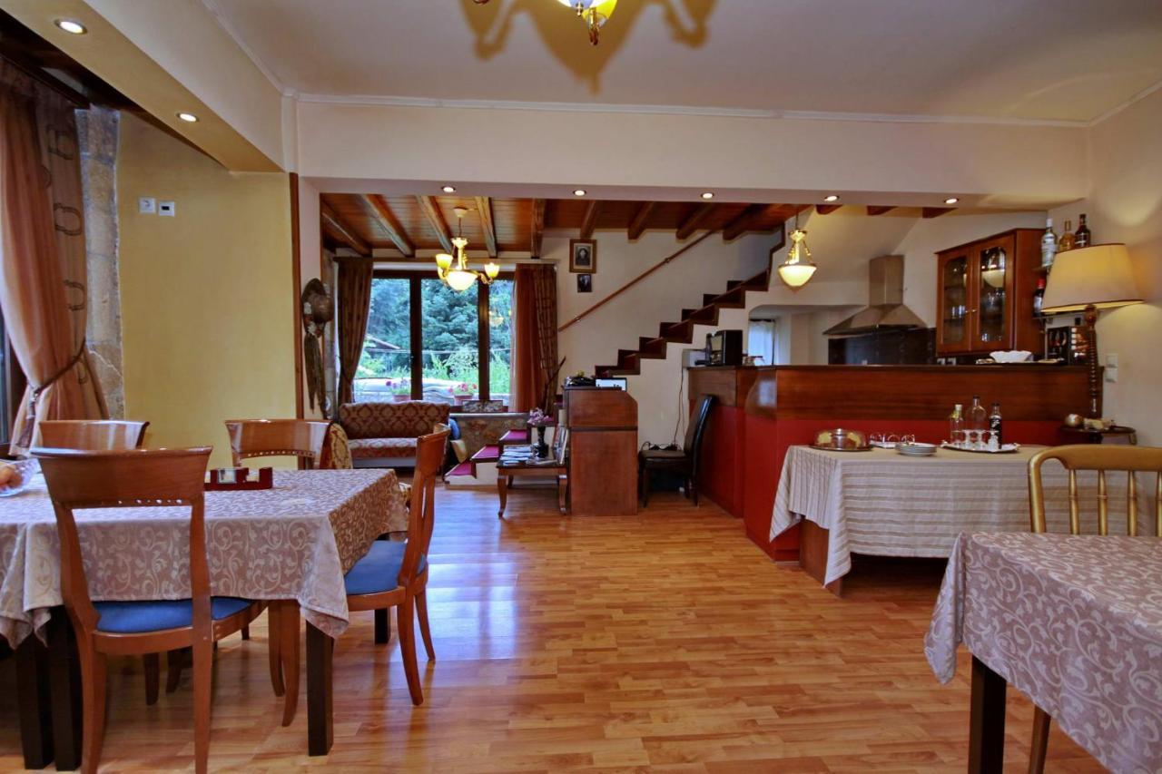 Guesthouse Stemnitsa Exteriör bild